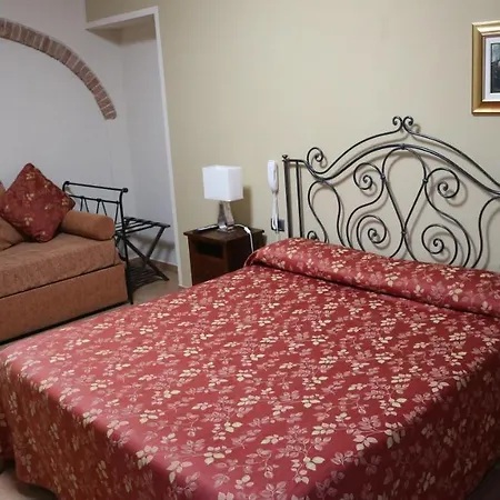 فندق La Regibussa - Ristorante آستي