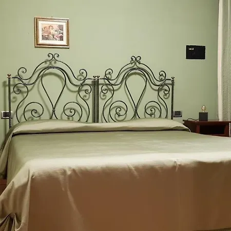 La Regibussa - Ristorante מלון 4*